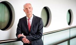 Bundesminister des auswärtigen ) is het hoofd van het federale ministerie van buitenlandse zaken en een lid van het kabinet van duitsland. Stef Blok Buitenlandse Zaken Is Geen Reisbureau Politiek Ad Nl