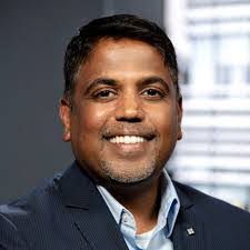 Daniel Hoolihan's Instagram, Twitter & Facebook