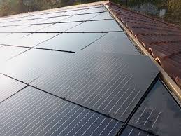 Ch Solar Solarstrom Photovoltaik Und Solarwarme Die Lohnende Investition Spitzboden Solar Dach