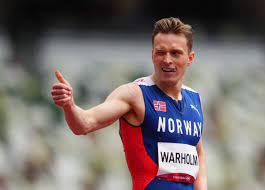 Der karsten warholm og de fleste andre. Uvykk8 Wdegknm
