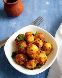 Baby Potato Fry Small Potato Fry Chettinad Style Recipe Vegetables Recipes Side Indian Dinner Recipes Baby Potato Fry