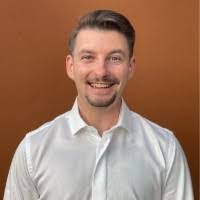 Dennis Hotz's Instagram, Twitter & Facebook