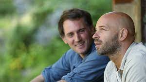 It has been hosted by frédéric lopez for years and is now hosted by raphaël de casabianca, and involves taking a french celebrity to an unknown destination to live with an ethnic. Rendez Vous En Terre Inconnue Retour En Terre Inconnue En Streaming Replay France 2 France Tv
