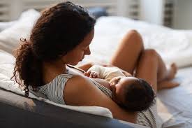Vous ne savez pas vraiment comment vous y prendre pour allaiter ? Tout Savoir Sur L Allaitement Tout Pour La Grossesse