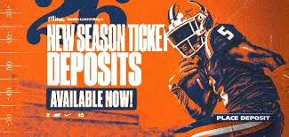 Football - University of Illinois Athletics