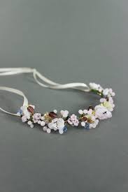 Noni Schmaler Blumenkranz Mit Vintage Blumen Und Perlen Brautschmuck Blumenkranz Brautaccessoires