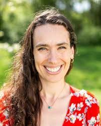 Sara Lytle's Instagram, Twitter & Facebook