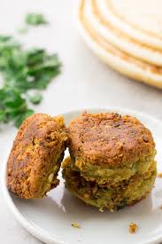 7 Ingredient Easy Vegan Falafel Using Canned Chickpeas Baked Or Pan Fried Options Vegan Plantbased Da Easy Vegan Healthy Vegan Dishes Vegan Falafel Recipe