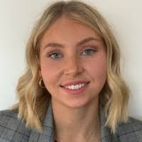 Penelope Carr's Instagram, Twitter & Facebook