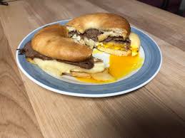 Created by _pm_me_your_ssn_steaky mcsteaky steaka community for 2 years. Steak Umm Muenster Egg On Bagel Thin Eatsandwiches