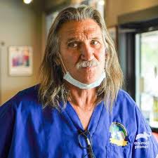 I need all dr Jeff rocky mountain vet fans to check in 💢💯🥰