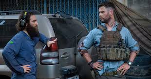 Christopher hemsworth (born 11 august 1983) is an australian actor. Chris Hemsworth On Netflix Film Extraction Action Layered With Emotional Complexity