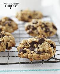 Biscuits A L Avoine Au Beurre D Arachide Et Au Chocolat Qu Est Ce Qui Mijote De Kraft Recipe Cookie Recipes Peanut Butter Oatmeal Chocolate Chunk Cookie Recipe