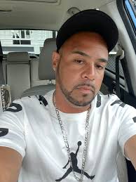 Hi Ladies, anyone in the Wrightsville Beach area wanna meet a nice retired  Italian guy