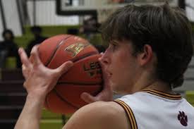 Elder's Late Game Heroics Lift Bobcats