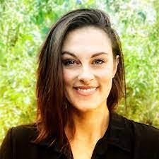 Regina Ammons's Instagram, Twitter & Facebook