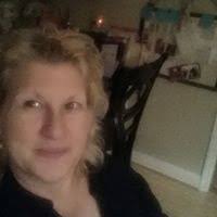 Linda Oster's Instagram, Twitter & Facebook