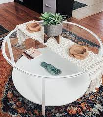 Take home elegance and style for your next dinner! 9 Chic Ways To Tackle Your Coffee Table Decor