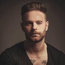 Ernesto Franco's Instagram, Twitter & Facebook