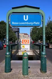 Europa Deutschland Berlin Mitte Rosa Luxemburg Platz U Bahn Eingang U Bahn Linie U2 Sightseeing Berlin Underground