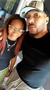 Derrick Hurt's Instagram, Twitter & Facebook