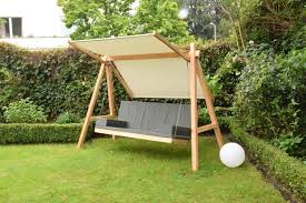 Hollywoodschaukel Pool22 In 2020 Hollywoodschaukel Schaukel Diy Gartenideen