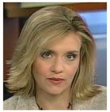 Hillary Andrews's Instagram, Twitter & Facebook