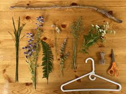 Include a variety of blooms for an eclectic spread or keep them. Dried Flower Wall Art Brandywine Conservancy And Museum Of Art