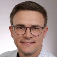 200+ Profile mit dem Suchbegriff „Benzing“