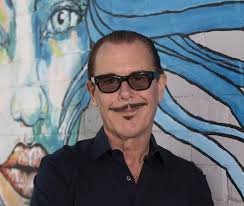 Ex-INXS ainda tem dúvidas sobre a morte de Michael Hutchence: 'Quem sabe o  que aconteceu?'