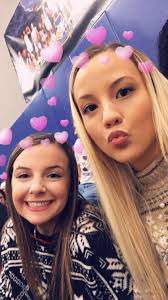 Elsa Rollins (@RollinsElsa)