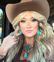 Susan Mcvicker's Instagram, Twitter & Facebook