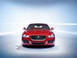 The xe is noted for its aluminium suspension componentry as well as its bonded and riveted aluminium unitary structure — the first in its segment. Jaguar Xe 2015 Present Review Problems Specs