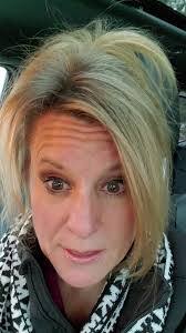 Pamela Mass's Instagram, Twitter & Facebook