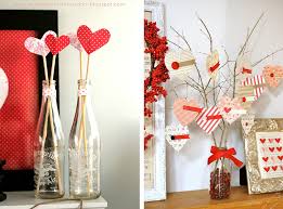 Um pallet serviu de serviu de base para essa decoração de dia dos namorados simples e ao ar livre. Decoracao Criativa Para O Dia Dos Namorados Bbel