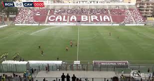 Urbs sportiva reggina 1914 (voorheen reggina calcio) is een italiaanse voetbalclub uit reggio calabria, opgericht in 1914 en uitkomend in de serie b. Reggina Fans On Twitter The New Look Granillo As We Approach Kickoff Regginacavese