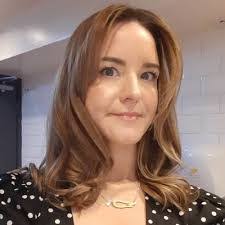 Cheryl Yates's Instagram, Twitter & Facebook