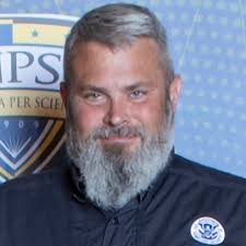 I remember when...Do you? One of Concord's finest firefighters 🎯 and then  instructor at NHFST 🔥 **Dad by choice not by blood** 🚒 🇺🇸 Gone but  never forgotten. 12/25/44