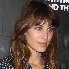 Votre frange de cheveux est constituée de cheveux de synthèse de haute qualité. Frange Longue Comment La Porter