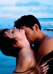 So when a mobster named blackie suggest that they pull off a diamond heist. Ein Heisses Geschaft 1999 Film Cinema De