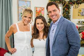 Lacey nicole chabert (* 30. Lacey Chabert Talks Holidays Home Family Video