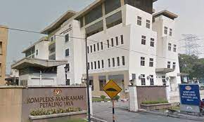 Berikut adalah 11 restoran terbaik di petaling jaya yang boleh anda kunjungi: Malaysiakini Panggil Polis Dungu Wanita 44 Tahun Diheret Ke Mahkamah