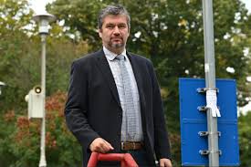 A fidesz jelentette be a legtöbb, a munkáspárt a legkevesebb delegáltat a szavazatszámláló. Hadhazy Akos 444