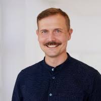 400+ "Langholz" profiles