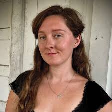 Tessa Mccoy's Instagram, Twitter & Facebook