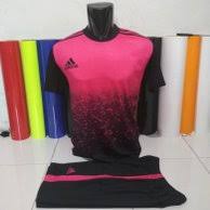 Seperti juga pada desain baju bola futsal pinheaty yang baru dirilis garuda print ini. Jual Produk Jersey Futsal Pink Hitam Termurah Dan Terlengkap Juni 2021 Bukalapak