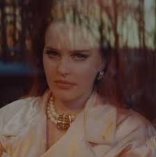 Lunah (@wearelunah) • Instagram photos and videos