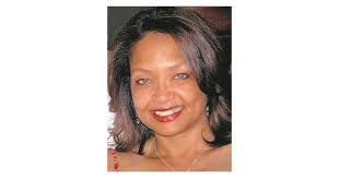 Maura Preston's Instagram, Twitter & Facebook