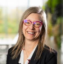 Patricia Kloepfer's Instagram, Twitter & Facebook