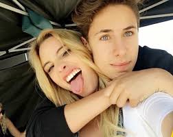 Grace Paez (@grace_carolyn1)